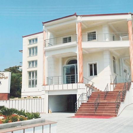 Hotel Melastron Elassona 外观 照片